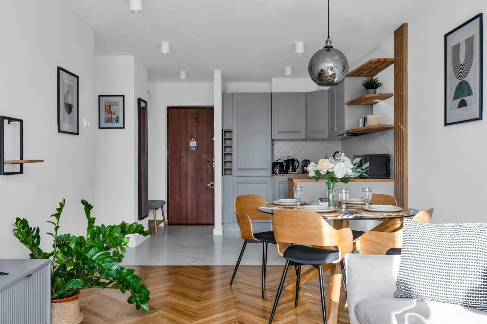 Warsaw Wola - 13Th Floor, City View, Metro Nearby - By Rentujemy