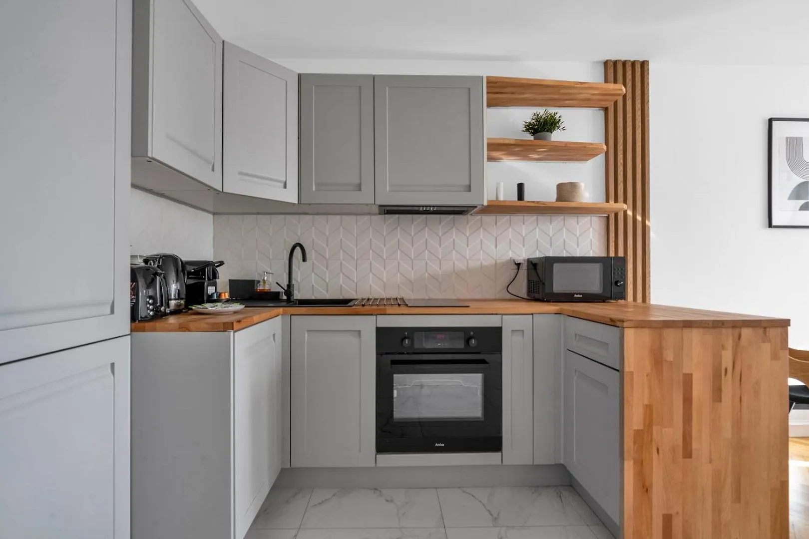 Apartment Warsaw Wola - 13Th Floor, City View, Metro Nearby - By Rentujemy